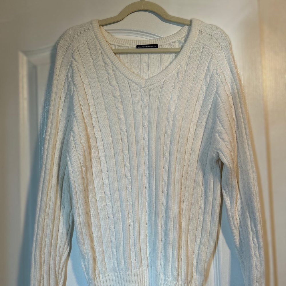 Brandy Melville Cable Knit V-Neck Sweater – One Size, Cream/White - Picture 3 of 6